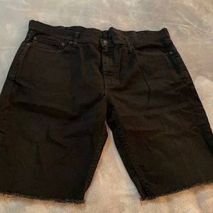 Black Levi’s 511 Jean shorts